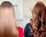Vorher-Nachher-Vergleich: Glattes, hellbraunes Haar wird zu voluminösen, kupferfarbenen Wellen. Was ist Glossing? Ein Hauch von Farbe und Glanz.