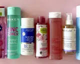 Eine Auswahl von Gesichts-Tonern, darunter Nivea Rosenwasser. Muss man Gesichtswasser abwaschen? Nein, diese Produkte sind zum Verbleiben auf der Haut gedacht.